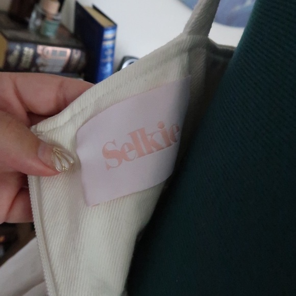 Used Selkie XS The Sunshine Dress in Ivory - Picture 3 of 5